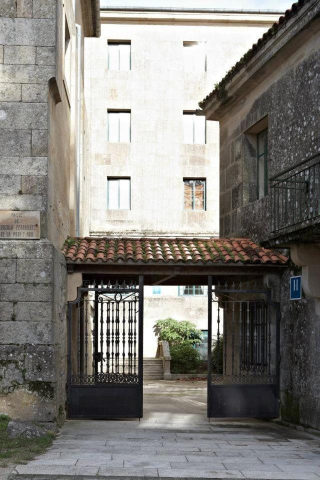 Hotel Hospederia Monasterio De Poio Exterior foto